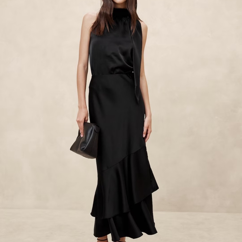 Banana Republic factory SATIN TIERED MAXI SKIRT